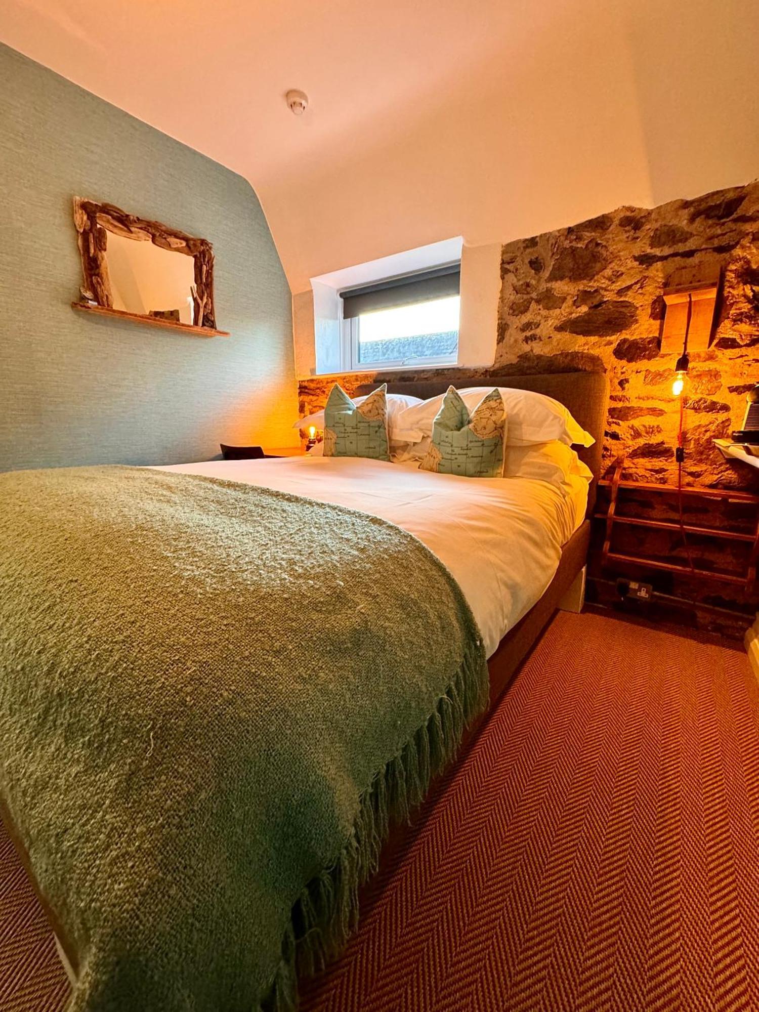 Brightham House - Exclusively For Adults Bed & Breakfast ซัลคอมบ์ ภายนอก รูปภาพ
