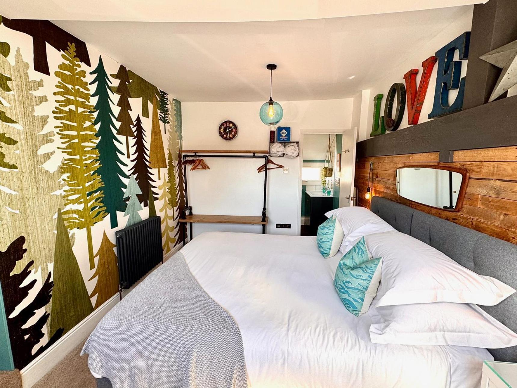 Brightham House - Exclusively For Adults Bed & Breakfast ซัลคอมบ์ ภายนอก รูปภาพ